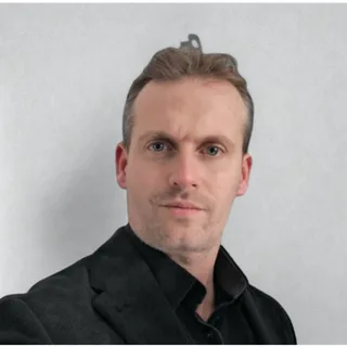 Jean-Sébastien Jouan, fondateur de Homyplus, professionnel des services à domicile dans les Yvelines